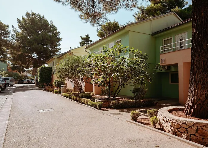 马蒂尔德海滩度假村 3* 沃迪切