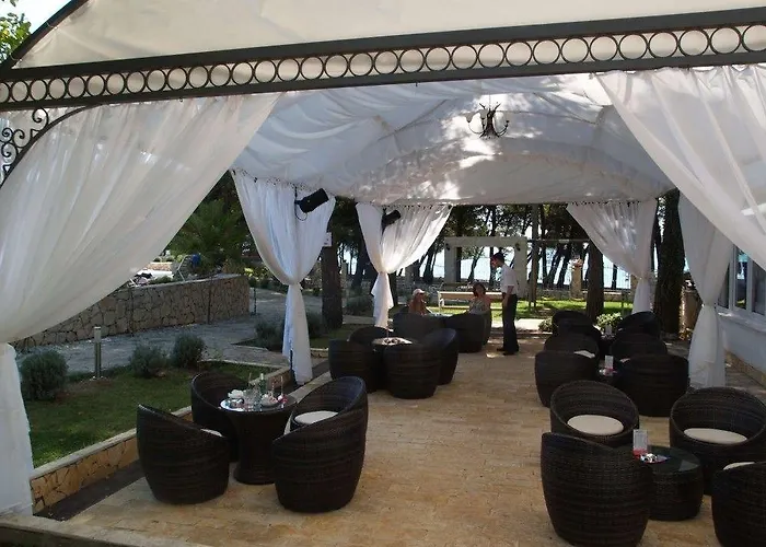 马蒂尔德海滩度假村 酒店 3*